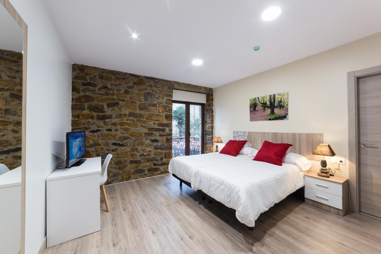 Petit Goierri Hotell Ormáiztegui Exteriör bild