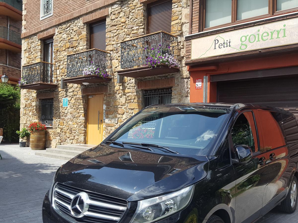 Petit Goierri Hotell Ormáiztegui Exteriör bild